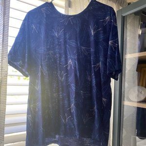 Blue floral print XL t-shirt